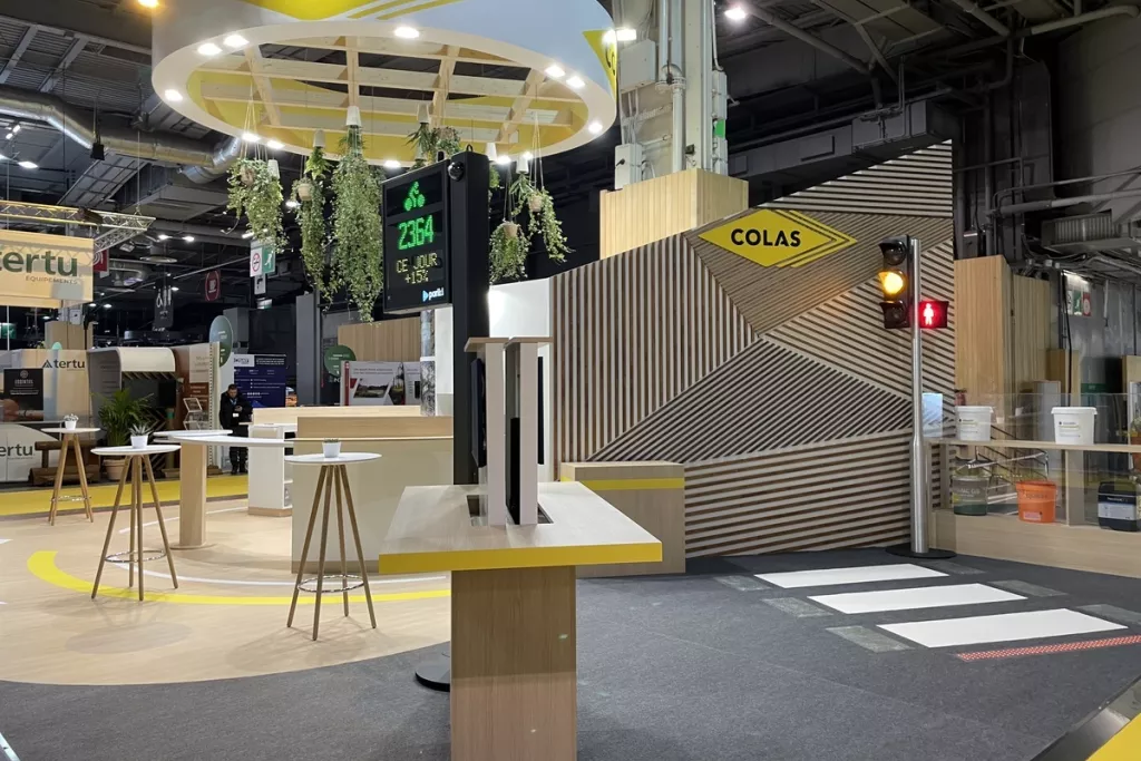 Stand of the Mayors and Communities Fair