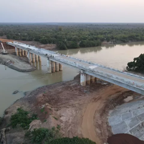 Illustration of Relier les territoires ivoiriens