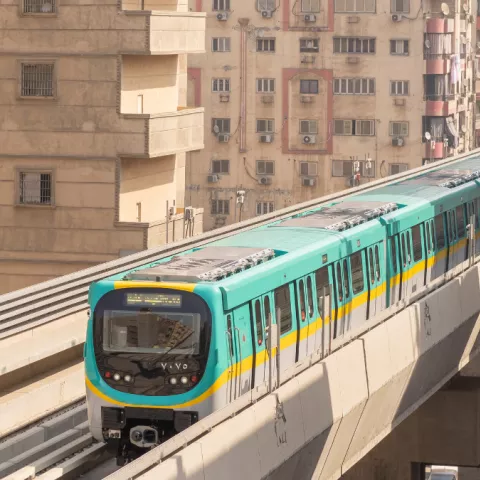 Illustration of Colas Rail, mandataire d’un groupement avec Orascom Construction et Hitachi Rail, remporte le contrat pour la rénovation de la ligne 1 du métro du Caire